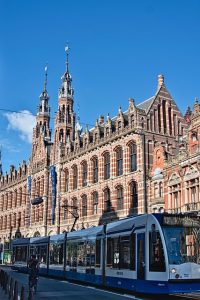 Waar vind ik een kleine zaal in Amsterdam?